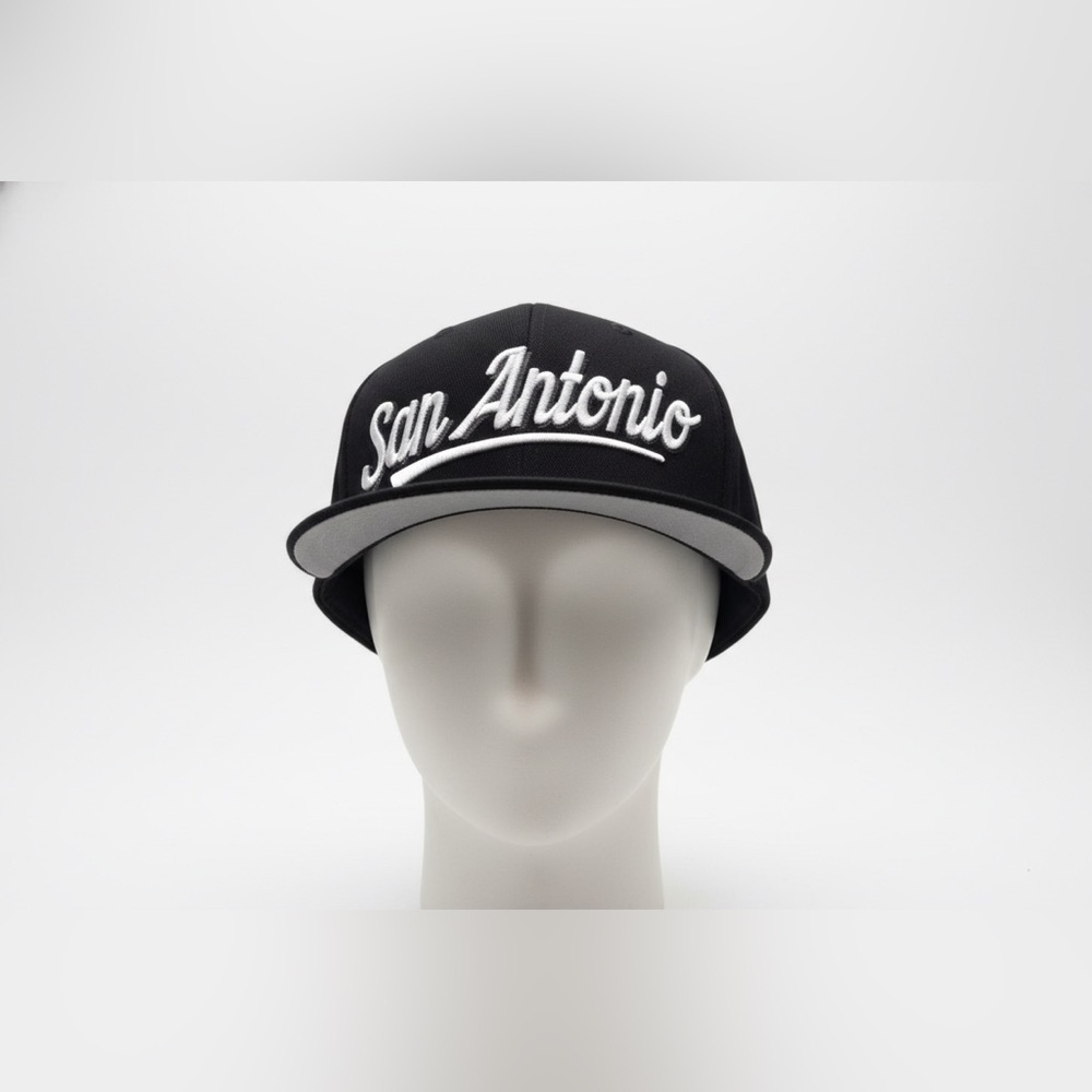 San Antonio Black and white cap